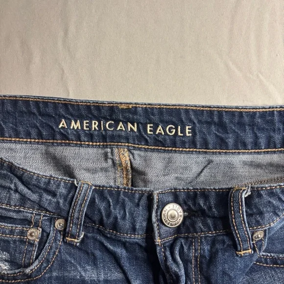 American Eagle Outfitters Tomgirl Shortie Blue Distressed Jean Shorts - Picture 3 of 7
